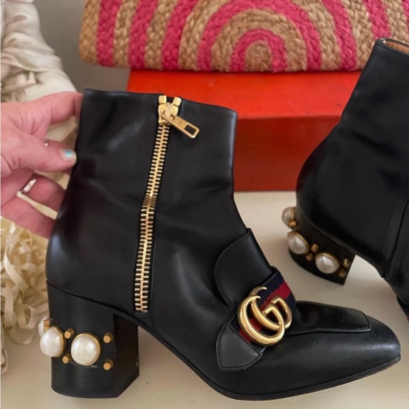 Gucci boots with pearls. Black red gold classic Gucci stripe. Size 7 - Picture 2 of 3